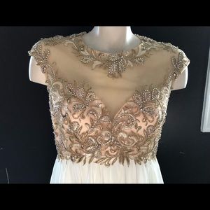 Beautiful gold and cream dress!